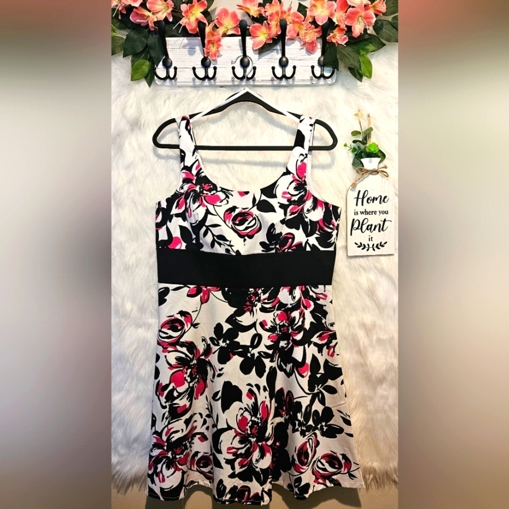 Laura Floral Banded Classic Midi Dress - Picture 1 of 5
